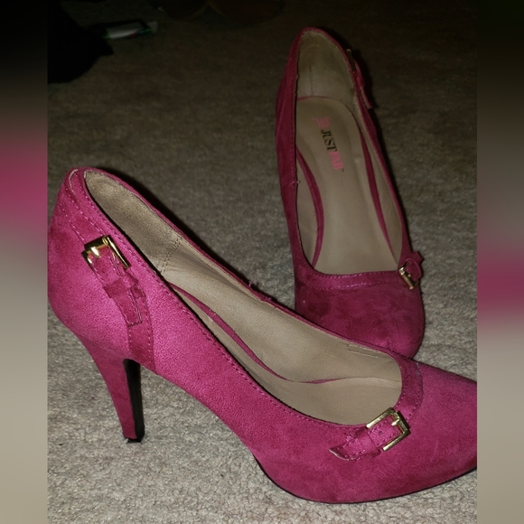 fuchsia/magenta pumps - Picture 3 of 5